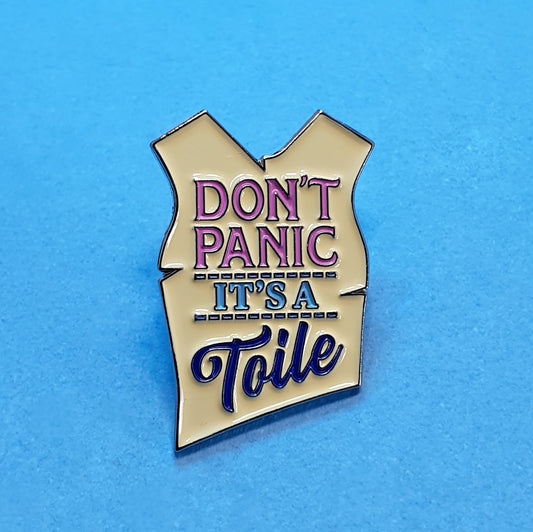 MAKE! The Lakes - Pin Badge - It's A Toile