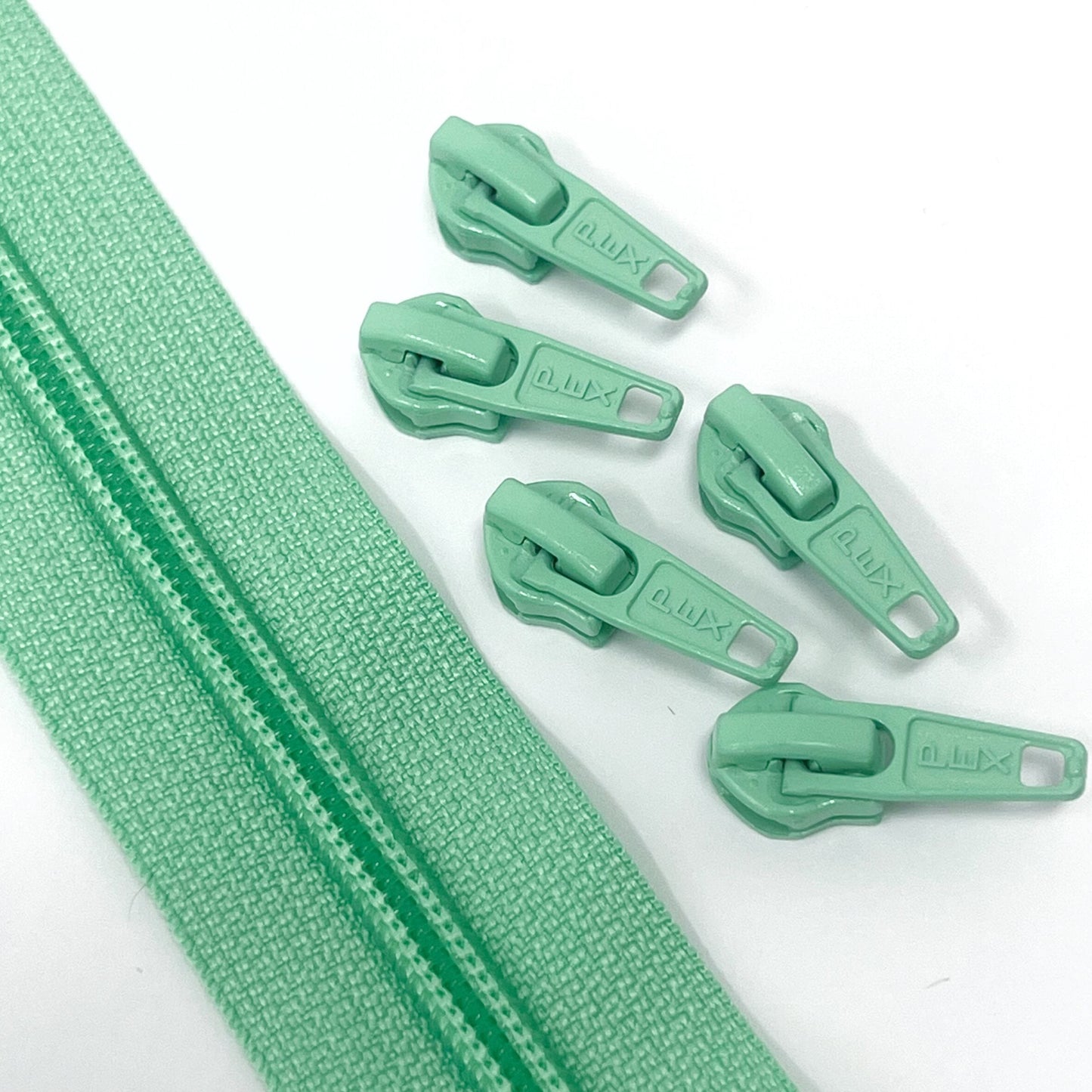 Continuous Zipper Tape - 6mm (No.5) - Mint